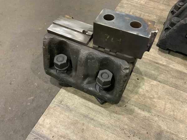 10" x 8-1/2" Horton boring mill chuck jaws, removable top jaws (4 available) - Image 9