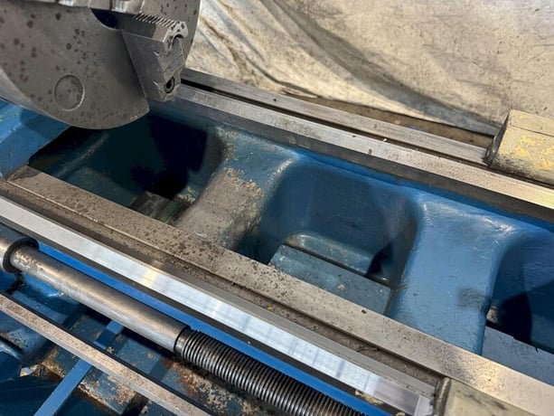 17" x 54" Cincinnati #17-Hydrashift, engine lathe, 10" 3-jaw chuck, tailstock, quick change tool post - Image 9