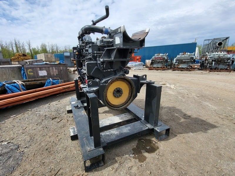 Komatsu #R624101AC01T2, SAA6D170E-3 engine, like new - Image 6