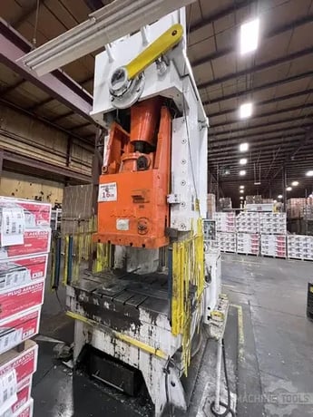 200 Ton, Aida #PC-2C-2, mechanical press, 9.8"stroke, 4.1"adj., 33 SPM - Image 6