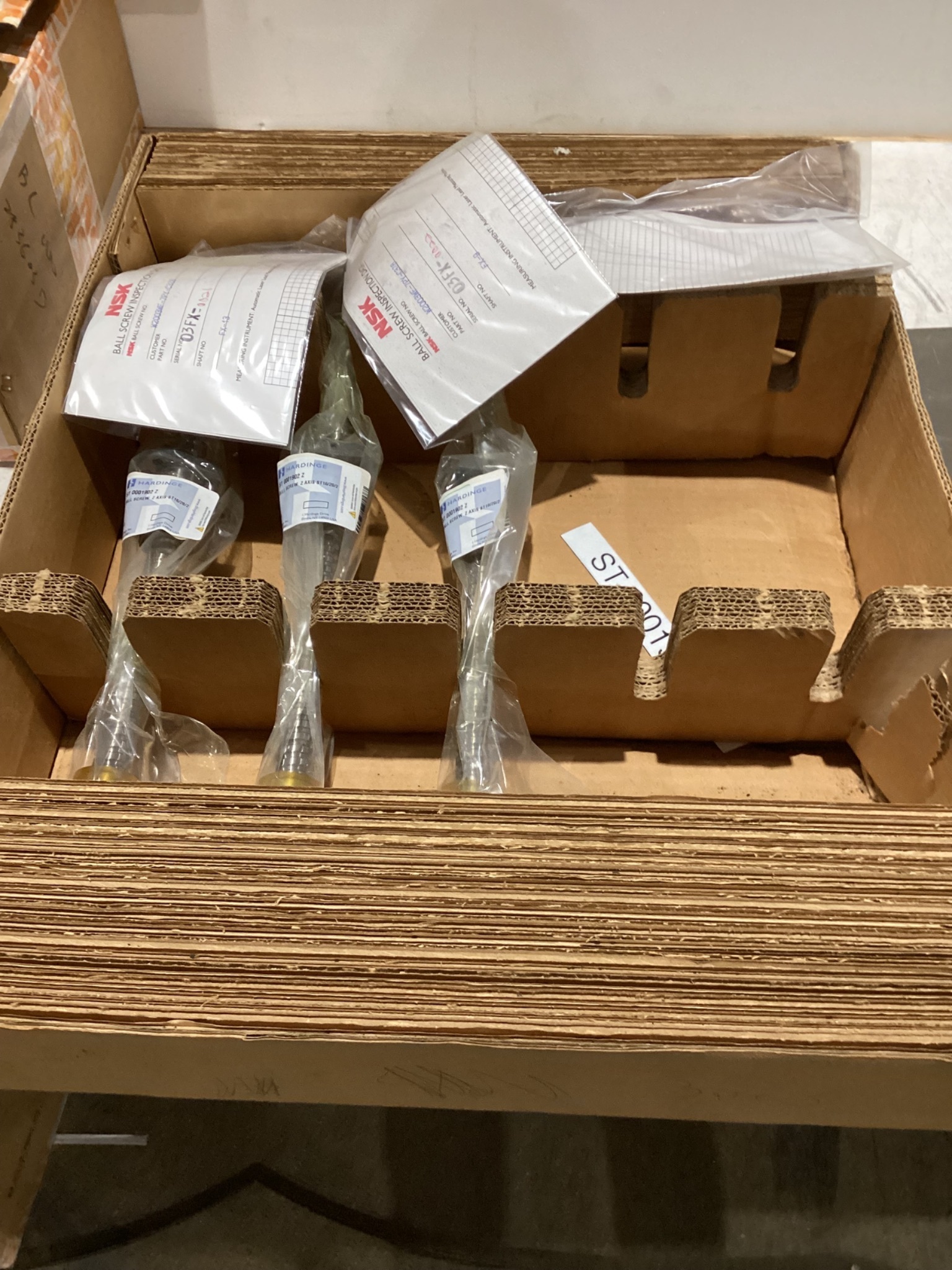 Nsk ball screws w2003wf-7py-c3z8 new - Image 1