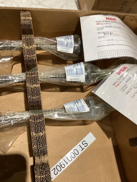 Nsk ball screws w2003wf-7py-c3z8 new - Image 3