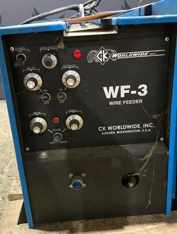 CK Ck Worldwide #WF-3, wire feeder used - Image 3