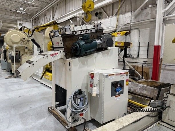 15000 lb. Coe Press Equipment #CPR-PO-15024 / CPPS-350, coil reel & powered straightener combo, 18" W x .1" - Image 2