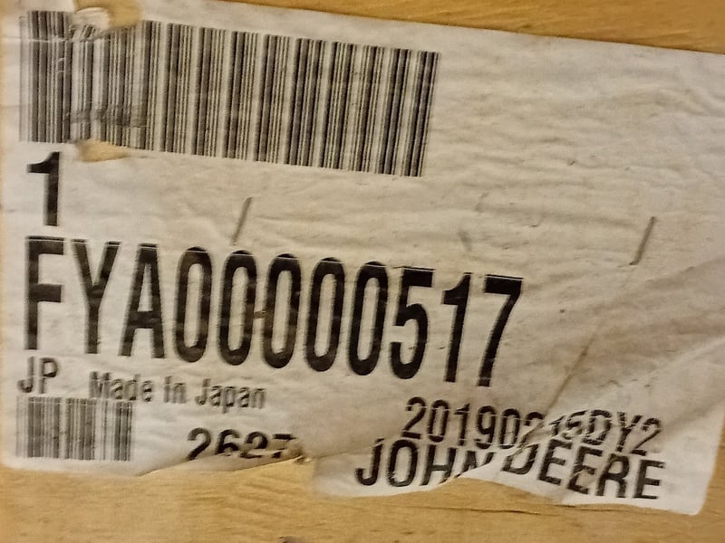 John Deere #YA00000517, control valve, fits ZX850 - Image 2