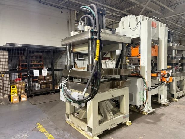 35 Ton, AIM, hydraulic press, as-is - Image 1