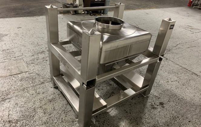 Meto, IBC, Stainless Steel, 185 liter capacity, 27" x 27" straight side w/18" Cone, 11" Top Opening, 7.5" - Image 3
