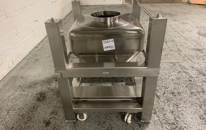 Meto, IBC, Stainless Steel, 185 liter capacity, 27" x 27" straight side w/18" Cone, 11" Top Opening, 7.5" - Image 4