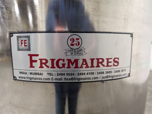 30 gallon Frigmaires, Mix Tank, Stainless Steel, 20" diameter x 30" straight side, Flat Top, Slope Bottom, 1 - Image 2