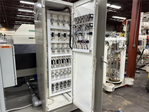 6" Davis Standard #60IN60TPIH, extruder, 30:1 L/D, 500 HP Reliance AC motor, 13.41:1 gearbox ratio - Image 4