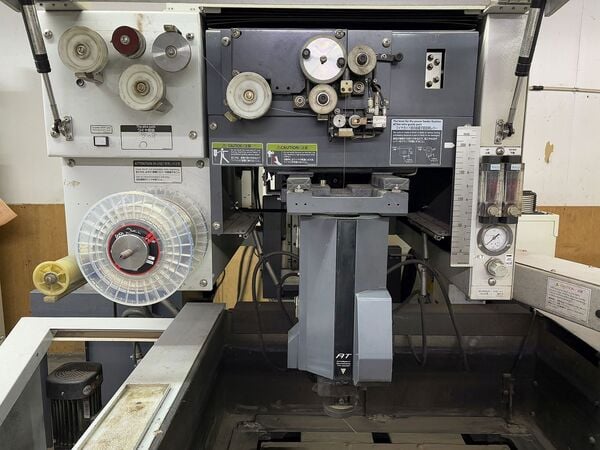Mitsubishi #MV-1200S-MD+PRO-III, wire Electrical Discharge Machine w/chiller, 15.7"X, 11.8"Y, 8.7"Z - Image 3