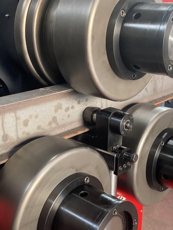 RMT #A-FAB-HD-551, hydraulic angle roll, new (2 available) - Image 2