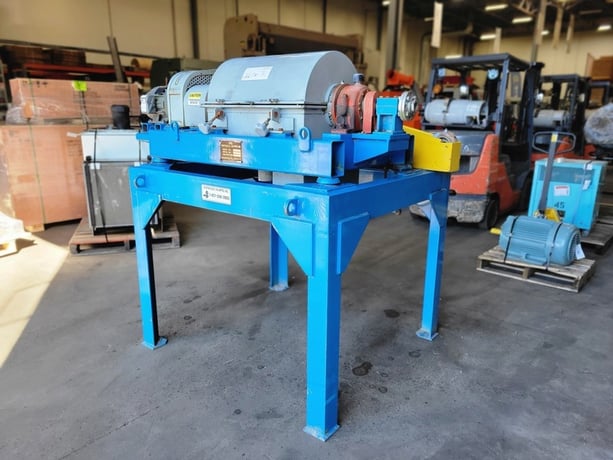 8" x 21.6" IHI #HS-204L0S, continuous centrifuge, 5000 RPM, 15 GPM, 15 HP, lube system - Image 3