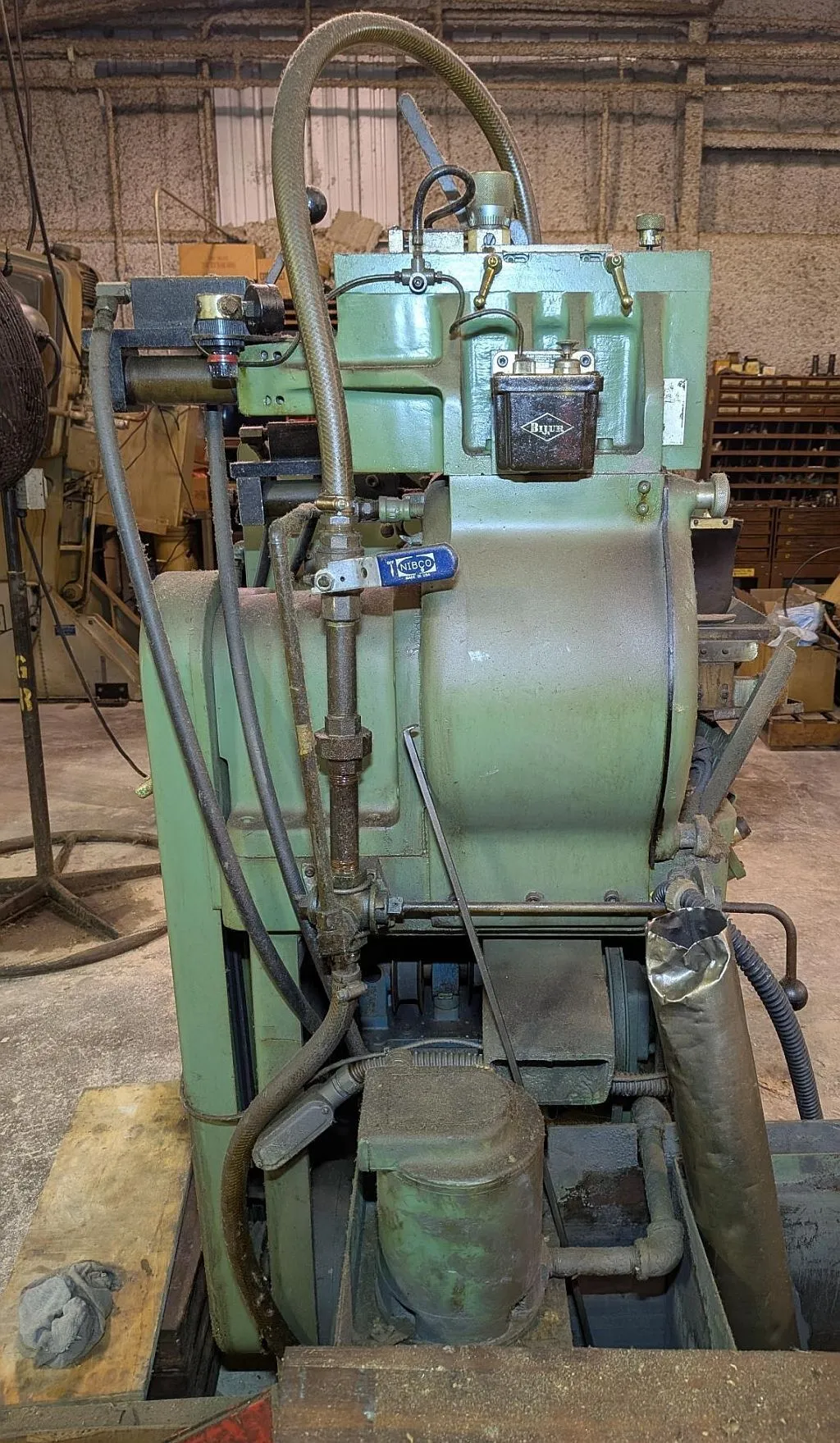Royal Master No. TG12X4, precision centerless grinder, 1.5" capacity, 12" wheel diameter, dual hydraulic OTW - Image 3