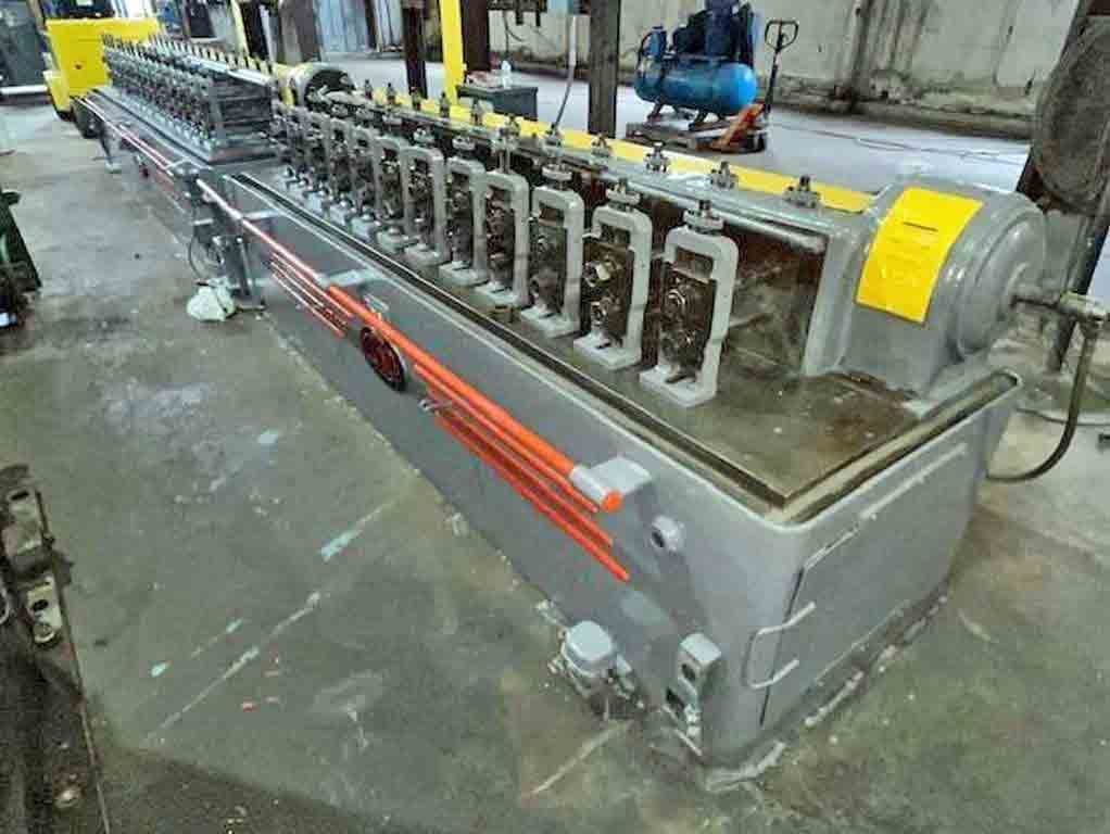 28 Stand, Tishken #HMW-1-1/2, rollformer, 1.5" shaft diameter, 8" roll space, 9" horizontal centers, 4"-8" - Image 1