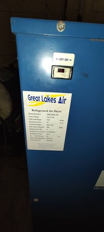 275 cfm, 110 psi, Joy #TA290EAA4AE. Rotary Screw Air Compressor, w/ refrigerated air dryer & hold tank, 460 V. - Image 5