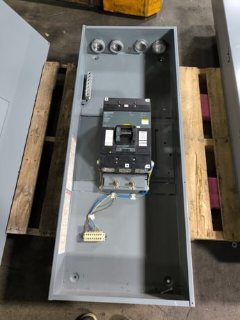 Square D #MBD10003CBS, Circuit Breaker Enclosure, 1000 A, 600 Volts, 3 phase, 3 pole - Image 2