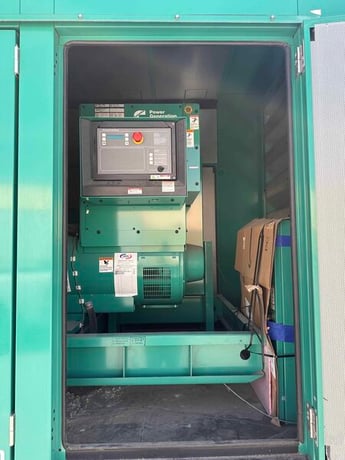 250 KW Cummins #DQDAA-1535781, diesel generator set, sound attenuated enclosure, 480 Volts, 2016 - Image 10