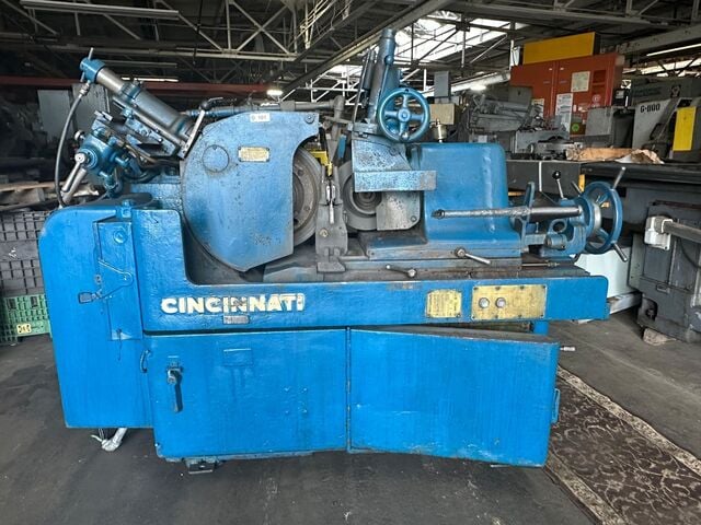 Cincinnati No. 2 Mdl. O-M, centerless grinder, 3.5" work rest, 20" x 12" wheel, 1953 - Image 7