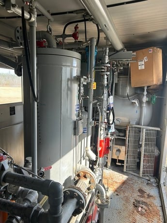 220 HP Gardner Denver #SSQG99B, screw compressor, 1-stage, Caterpillar G3306 NG engine, 2009 - Image 10