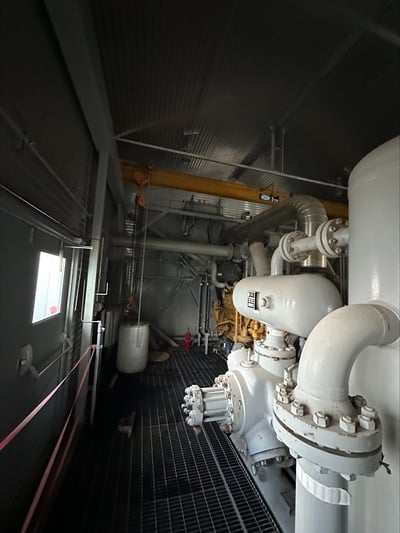 1085 HP Geminis #E602, reciprocating compressor, 2-stages, 1200 RPM, Caterpillar G3516 TAW-LE NG engine, 2005 - Image 7