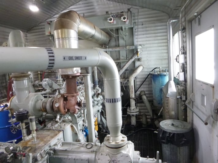 325 HP Ariel #JGJ-2, reciprocating compressor, 2 stages, 1800 RPM, Caterpillar G3406TA engine, 2002 - Image 9