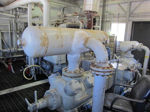 738 HP Ariel #JGK/2, reciprocating compressor, 2 throws, 2 stages, 1200 RPM, Waukesha F3521GSI NG engine, 1991 - Image 8