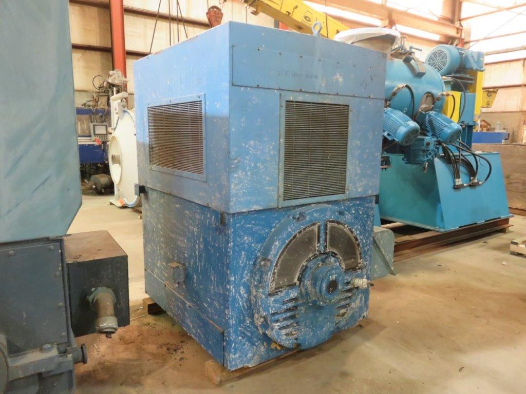 800 HP 600 RPM General Electric, Frame 8409S, synchronous motor, 2300 Volts - Image 4
