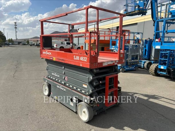 Skyjack, Inc. 4632, Articulated Boom Lift, 90 hours, S/N: 70035955, 2018 - Image 4