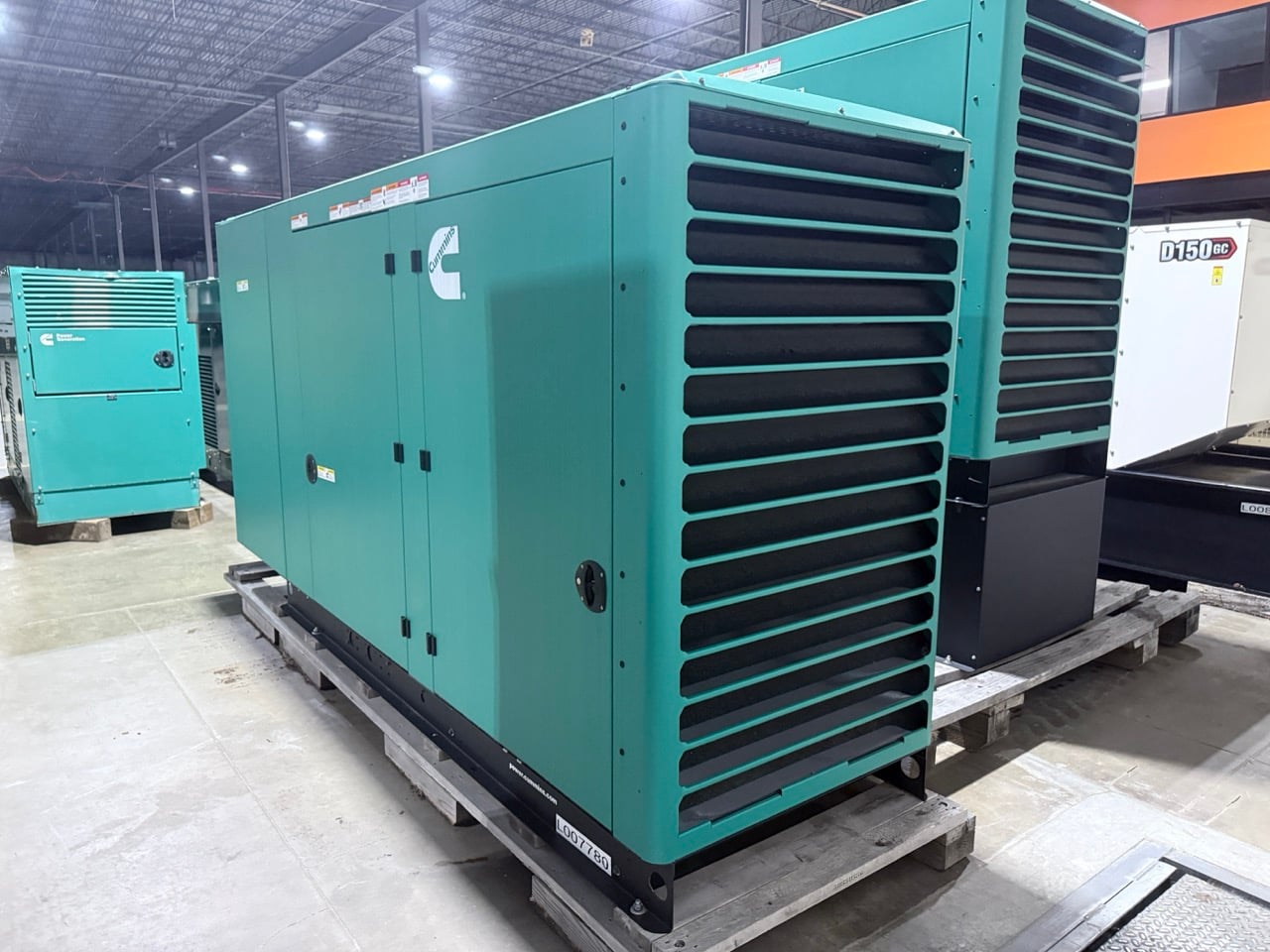 125 kW Cummins #C125D6D, Diesel Generator, 480 Volts, 3 phase, sound attenuated enclosure, 2023 - Image 2