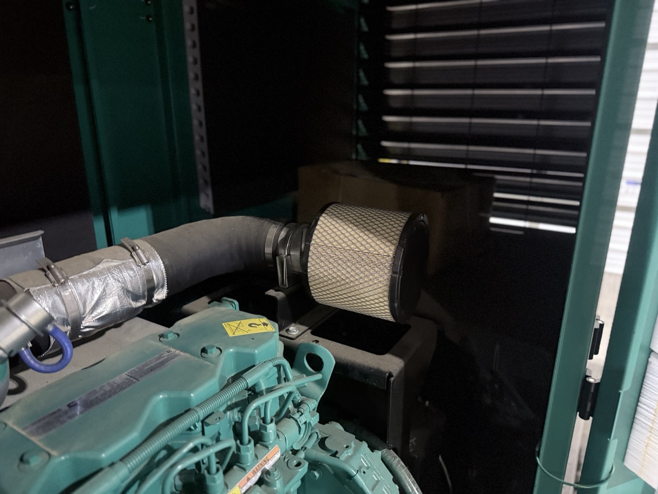 125 kW Cummins #C125D6D, Diesel Generator, 480 Volts, 3 phase, sound attenuated enclosure, 2023 - Image 8