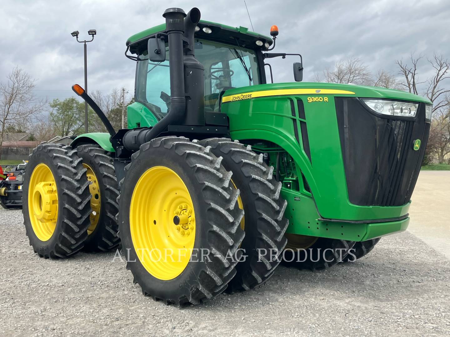 John Deere 9360R, Tractor, 3130 hours, S/N: 1RW9360RCBP001175, 2012 - Image 2