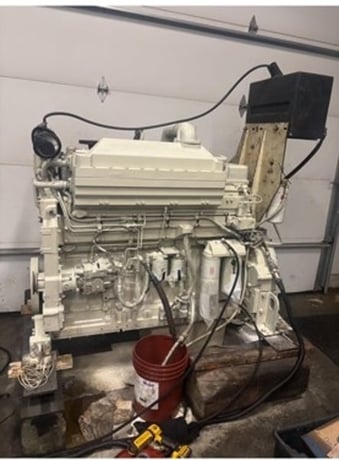 640 HP Cummins #KTA19, diesel marine engine, 1600 RPM, rebuilt - Image 1