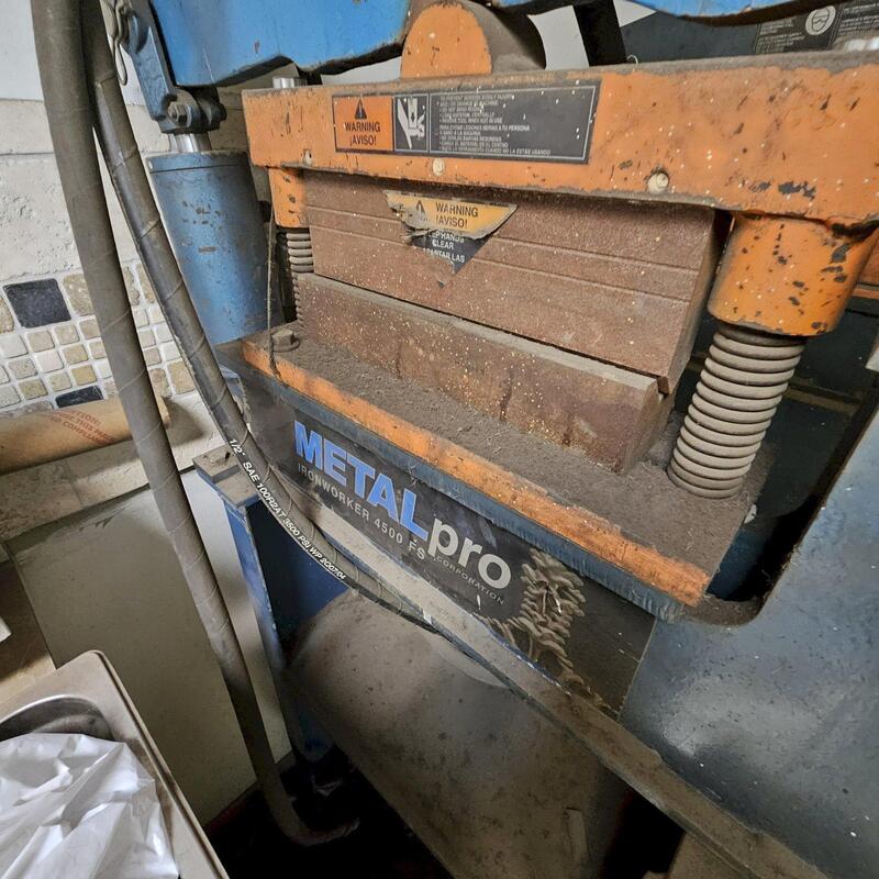 Metal Pro #4500-FS, tandem ironworker, 45 ton - Image 3