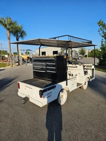 Taylor Dunn #B5-440-48, industrial utility cart, 4 passanger, rook rack, 6" Wilton vise & mount, 2017 - Image 7