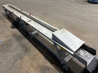 Vecoplan #VTH80-350, Wood Grinder, 40 HP, 12" x 16' vibrating conveyor, Allen Bradley controls, 3/8" screen - Image 3