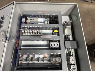 Vecoplan #VTH80-350, Wood Grinder, 40 HP, 12" x 16' vibrating conveyor, Allen Bradley controls, 3/8" screen - Image 6