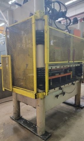 100 Ton, Beckwood #1002662, 4 post hydraulic press brake, 14" Shut Height, 2-1/2" X 38" X 60" bolster plate - Image 2