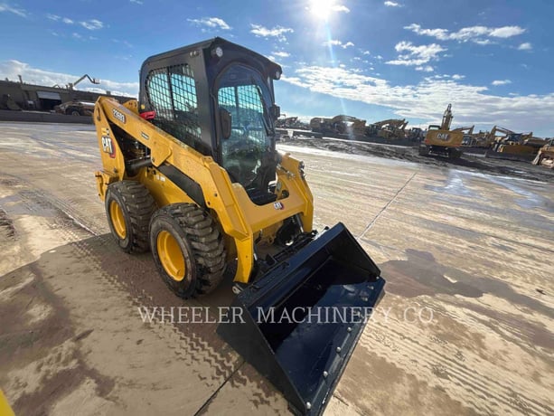 Cat 236D3 C3H2, Skid Steer Loader, 1401 hours, S/N: R4D00456, 2024 - Image 1