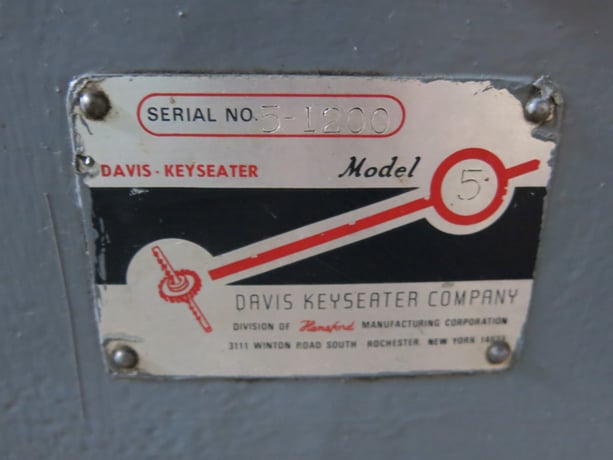 1/16"- 1-1/2" Davis #5, keyseater broach machine, 18-3/4" throat, 30-1/4" x 31" table, 4-1/2" stroke, 48 SPM - Image 4
