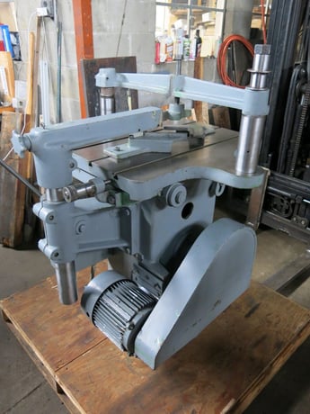 1/16"- 1-1/2" Davis #5, keyseater broach machine, 18-3/4" throat, 30-1/4" x 31" table, 4-1/2" stroke, 48 SPM - Image 6