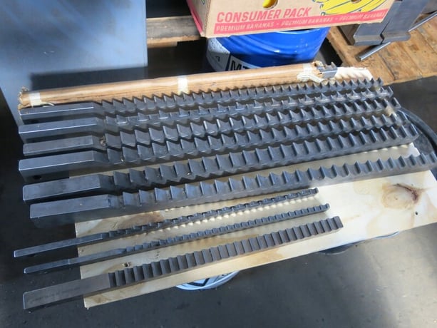 1/16"- 1-1/2" Davis #5, keyseater broach machine, 18-3/4" throat, 30-1/4" x 31" table, 4-1/2" stroke, 48 SPM - Image 7