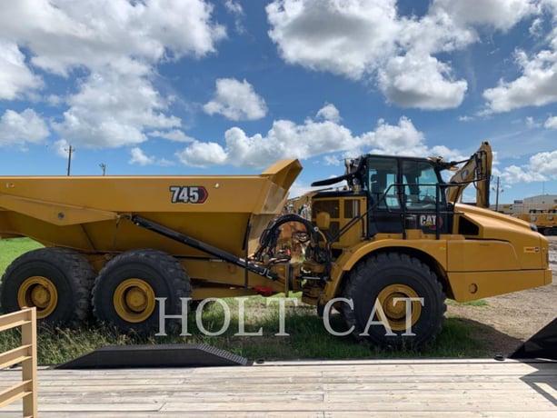 Caterpillar 745, Articulated Truck, 3986 hours, S/N: 3T606387, 2023 - Image 2