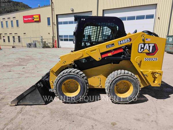 Cat 246D3, Skid Steer Loader, 442 hours, S/N: T9Z00600, 2023 - Image 8