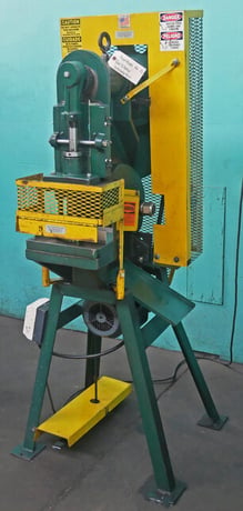 2" x 2" x 1/4" Rogers #Presshear-No.-10, Power Ironworker, 18 Ton Punch capacity, 2" Stroke, 6.5" Shut - Image 2