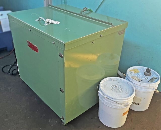 3 cu.ft. Ultra Matic #Portaburr3, Vibratory Finisher, 15" x 28.5" x 15" deep Tub, 1/2" Urethane Lining, 3/4 - Image 5