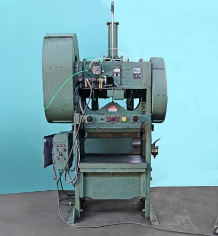 80 Ton, Rousselle #8SS40, Straight Side Punch Press, 30" D x 39.6" width Bed between post, 2" Stroke, 4" Ram - Image 2