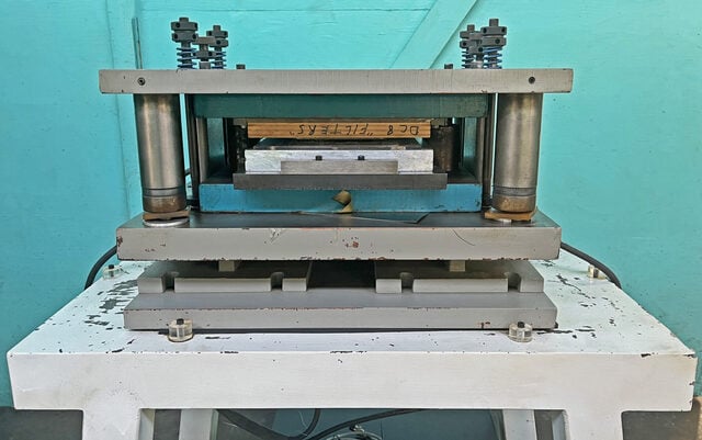5 Ton, Lourdes Industries #L12000/LCD-3700DB, Electric Punch Press w/Controller, 3/4" Stroke, 10" x 16" Work - Image 7