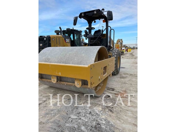 Caterpillar CS54B, Compactor, 214 hours, S/N: CS501344, 2023 - Image 1