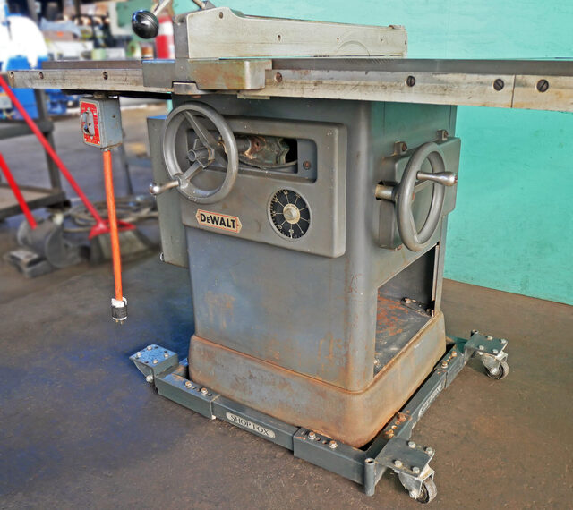 Dewalt #142, Table Saw, 10" Balde Capacity, 36" Rip Fence w/Extension, 53.75" x 27.5" Table, 120 V - Image 8